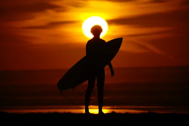 Surf, eat, rest, repeat